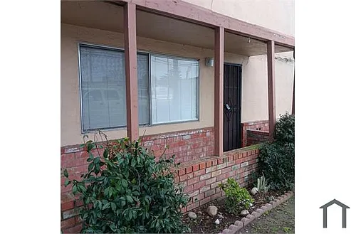 1215 A St Photo 1