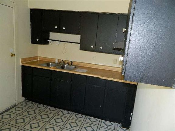 5th image of 530 Leland Ave