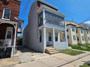 611 W Main St, Norristown, PA