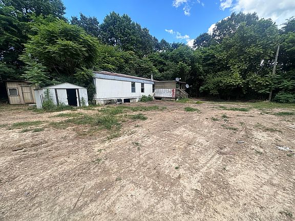 4th image of 300 Kirby Hill Rd NE