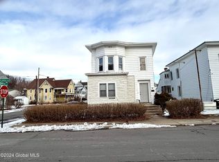 110 Florida Ave, Amsterdam, NY 12010