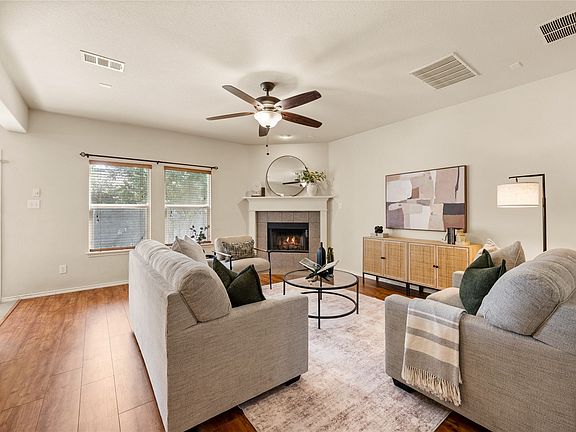 5th image of 625 Tradewind Dr