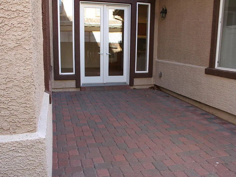 10765 Serratina Dr — Photo 7