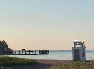 162 Welchs Point Rd #1, Milford, CT 06460