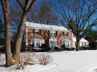 3 Blakelock Rd, Manhasset, NY 11030