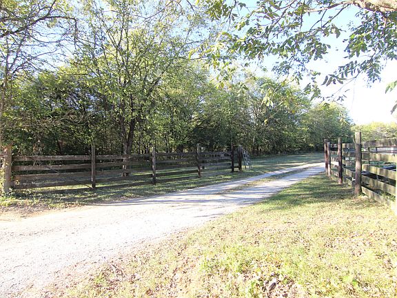 2nd image of 166 Hardy Rd