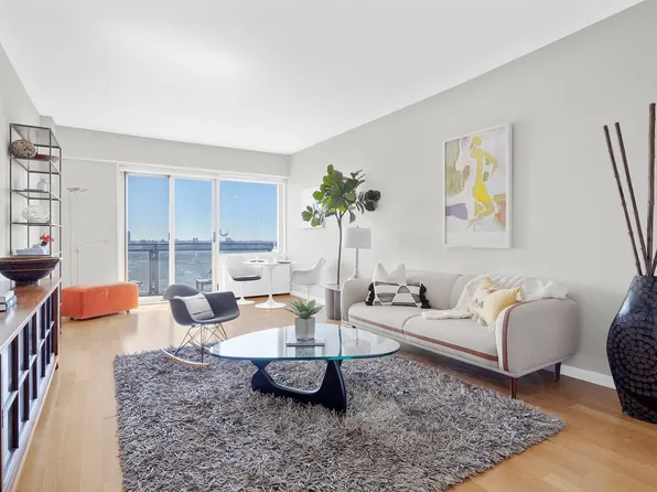 60 East 8th Street image 1 of 13