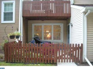 5 Woodbine Ct, Horsham, PA 19044