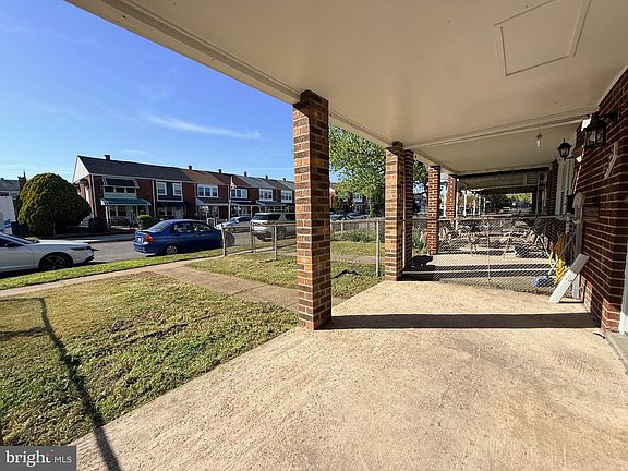 3rd image of 2021 Kelmore Rd