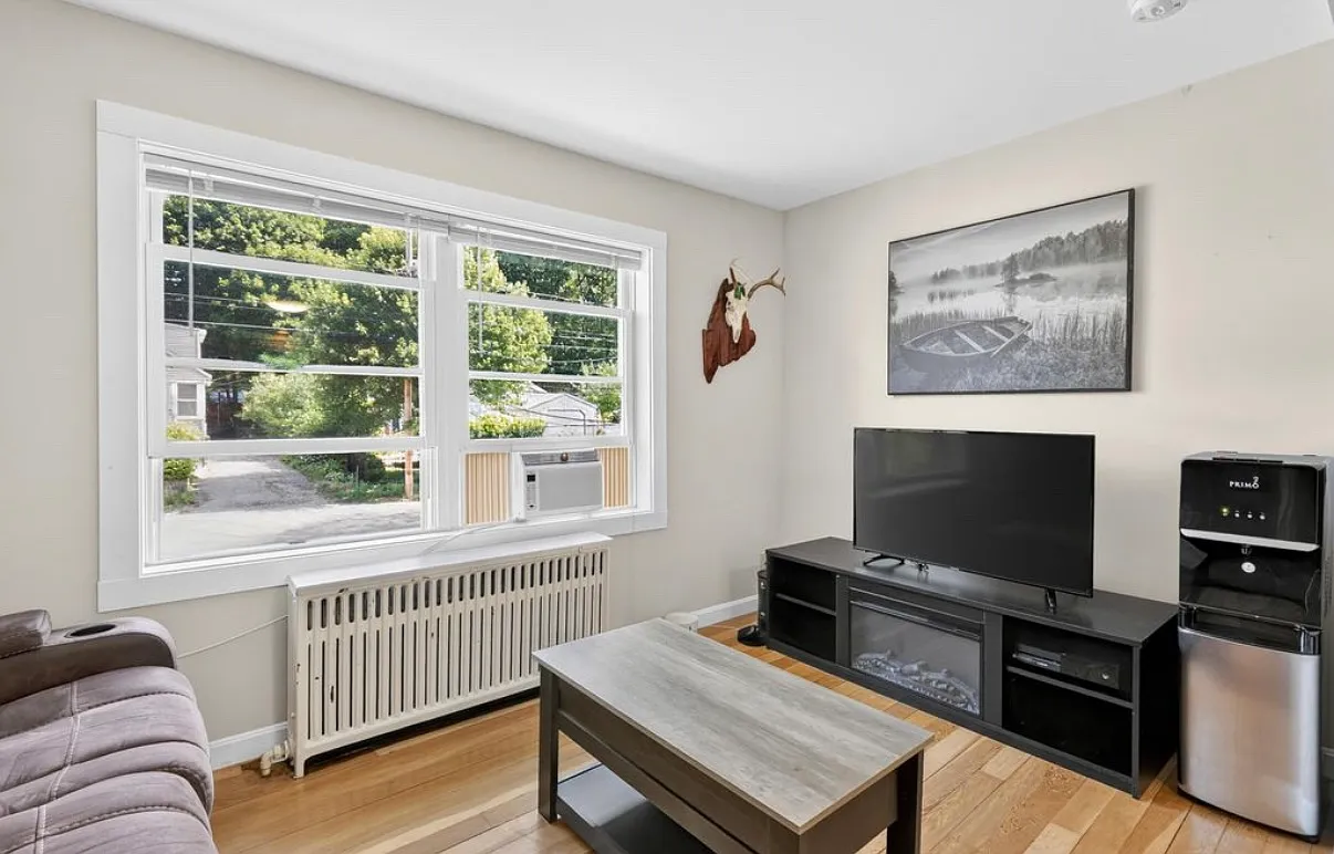 1 bed, 600 sqft, $1,750 — Photo 3