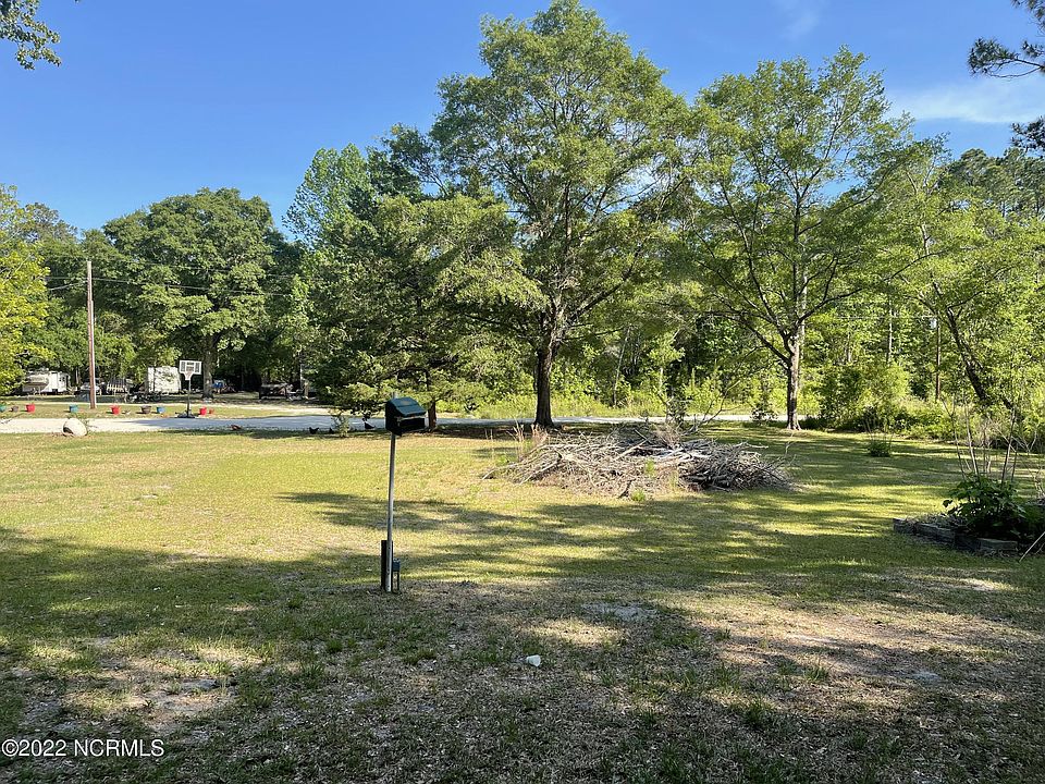 1st image of 668 S Windward Drive SW