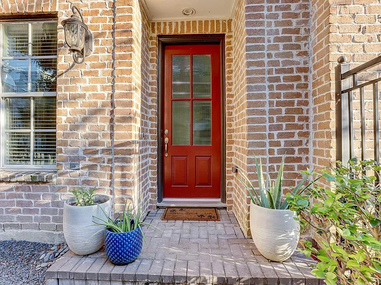 3913 Austin St — Photo 4