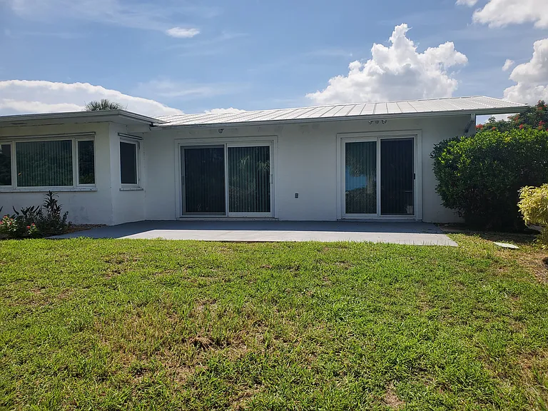 3331 NE Skyline Dr — Photo 29