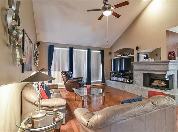 5th image of 2317 Richmond Cir