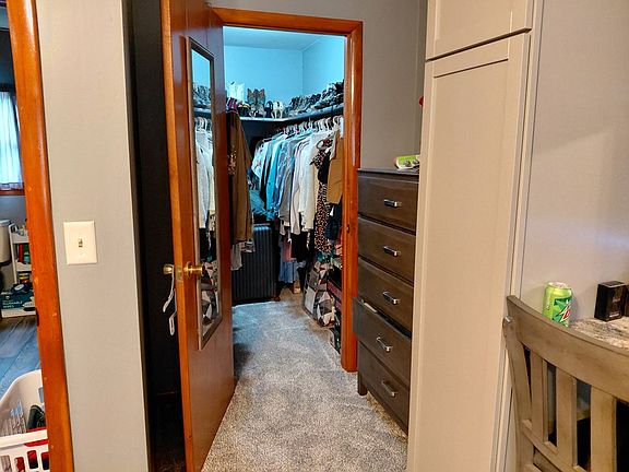 3rd image of 37417 W Shade Rd