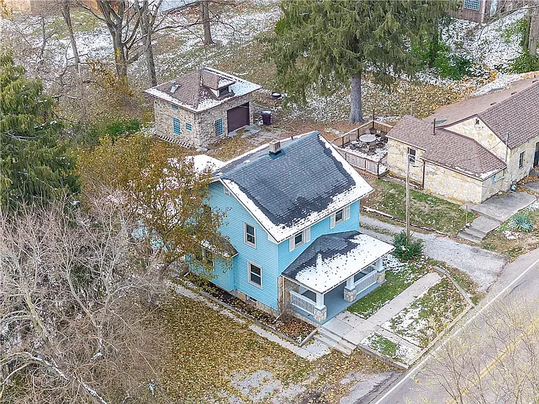8915 Meeker Rd — Photo 3