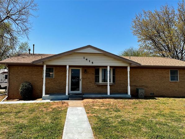1415 Lewis Rd, Weatherford, OK 73096