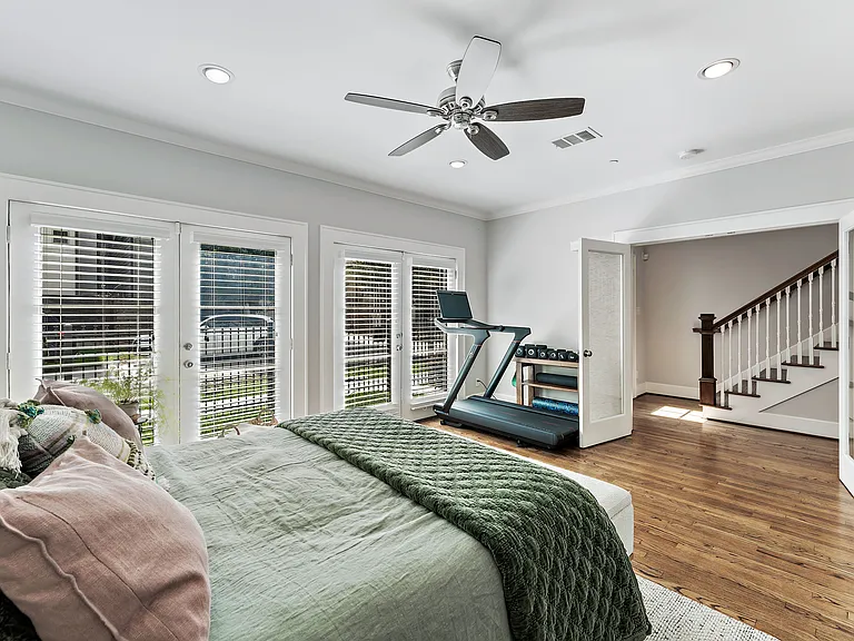 1504 Knox St — Photo 30