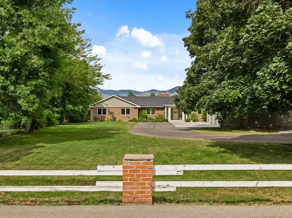 3300 N Mountain View Dr, Boise, ID 83704