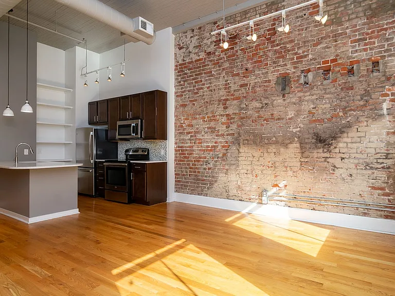 1213 Harney St — Photo 26