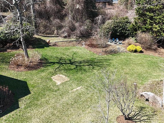 4th image of 2400 Vern Rd