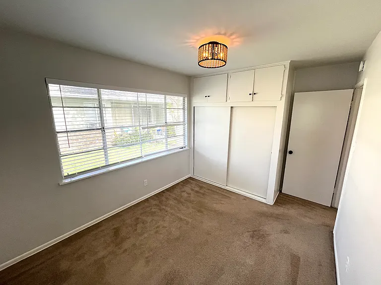 350 W Lemon Ave — Photo 11
