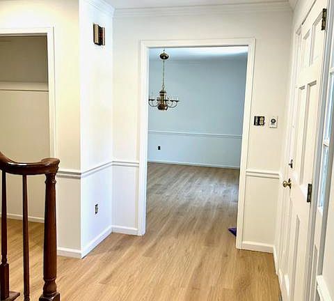 2nd image of 402 Norwood Rd