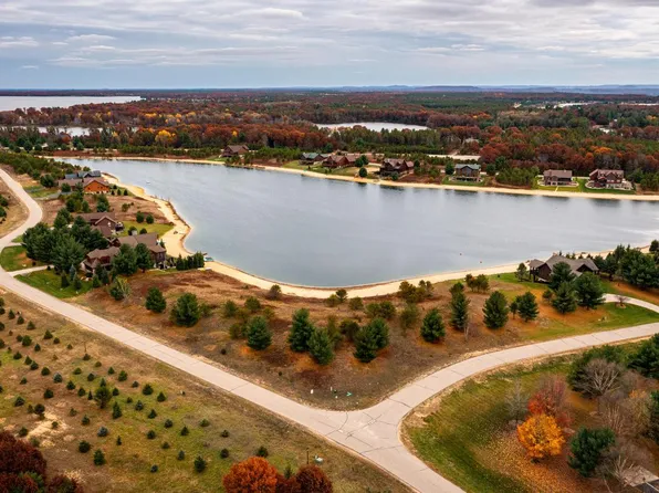 N8082 COPPER POINT DRIVE, New Lisbon, WI 53950