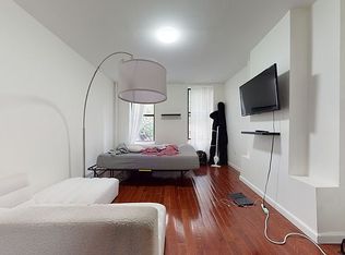 233 W 19th St APT 1, New York, NY 10011