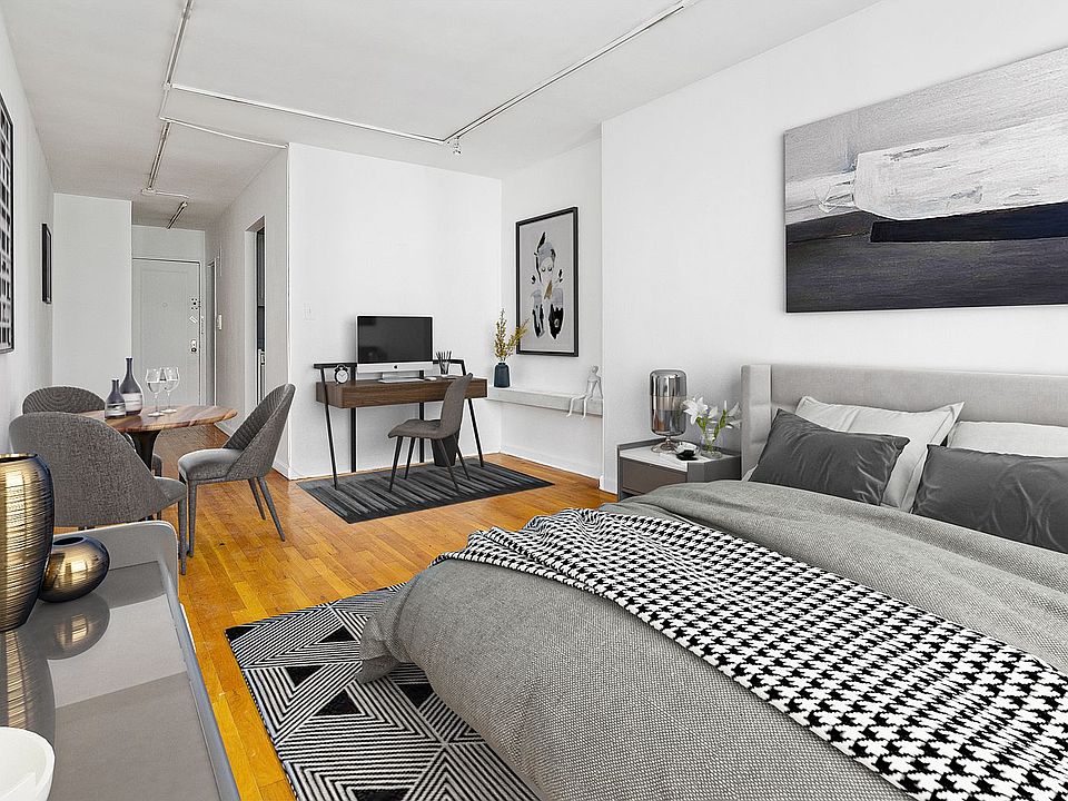 2nd image of 329 W 14th St APT 3b