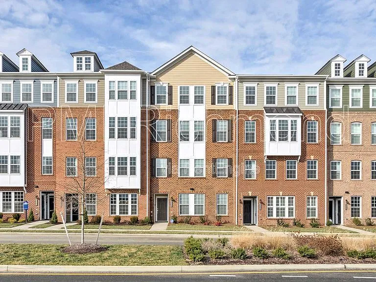 4344 Bon Secours Pkwy #B — Photo 2