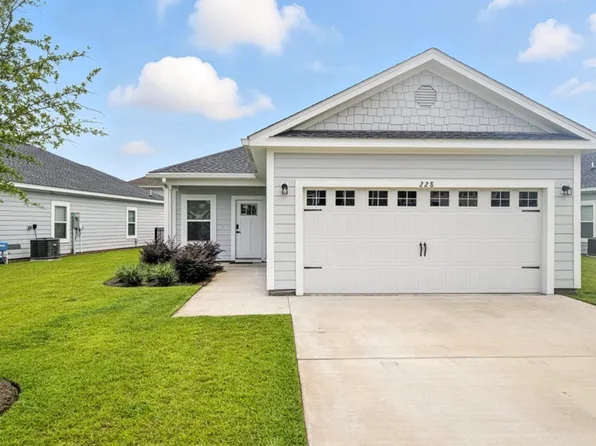 228 Speckled Trout Ln N, Freeport, FL 32439