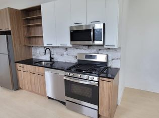 283 Webster Ave #2L, Jersey City, NJ 07307