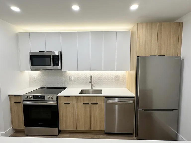 1080 Commonwealth Ave #6 — Photo 2