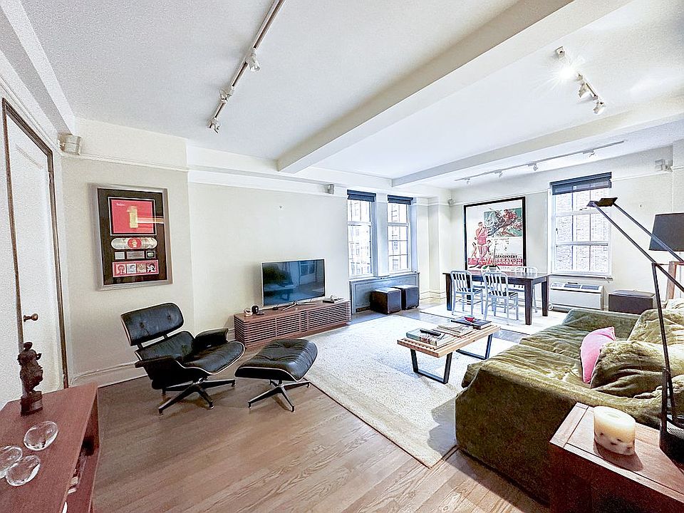 1st image of 470 W 24th St APT 9A