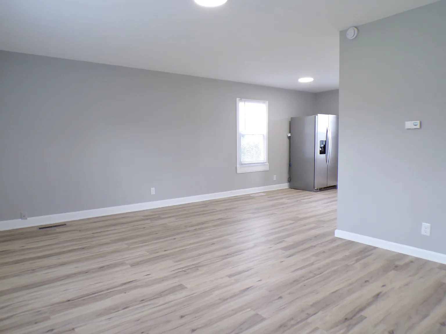 3 bed, $1,750 — Photo 2