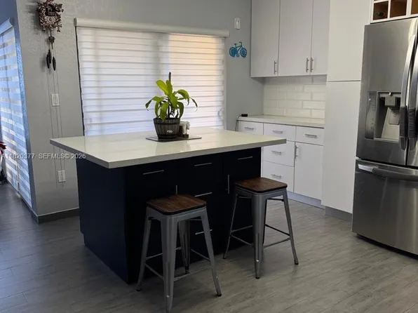 8820 SW 123rd Ct APT L410, Miami, FL 33186