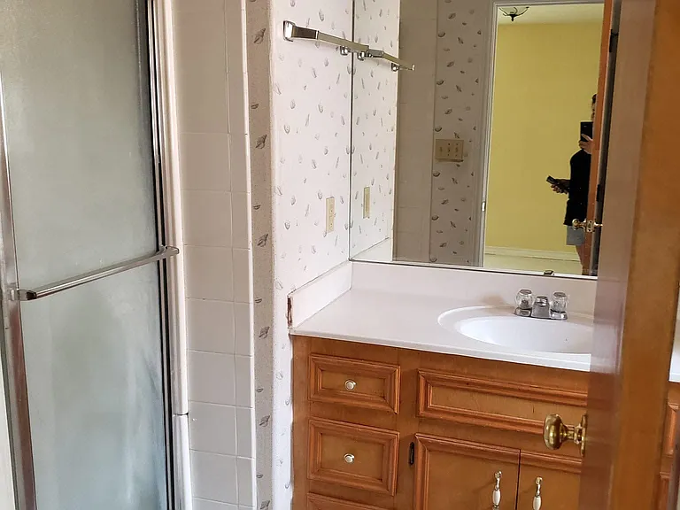 2013 Rebecca Dr S — Photo 9
