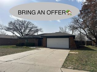 8412 Olympia Dr, Amarillo, TX 79110