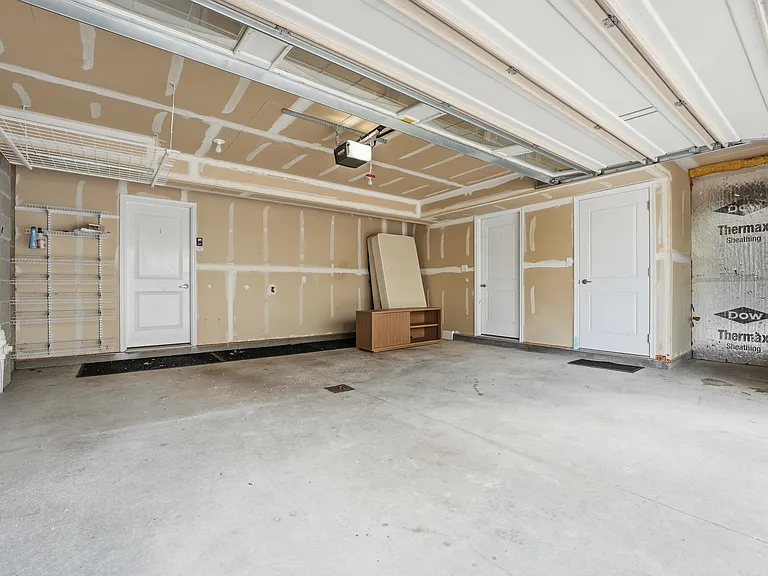 2305 Pointe View Dr — Photo 18