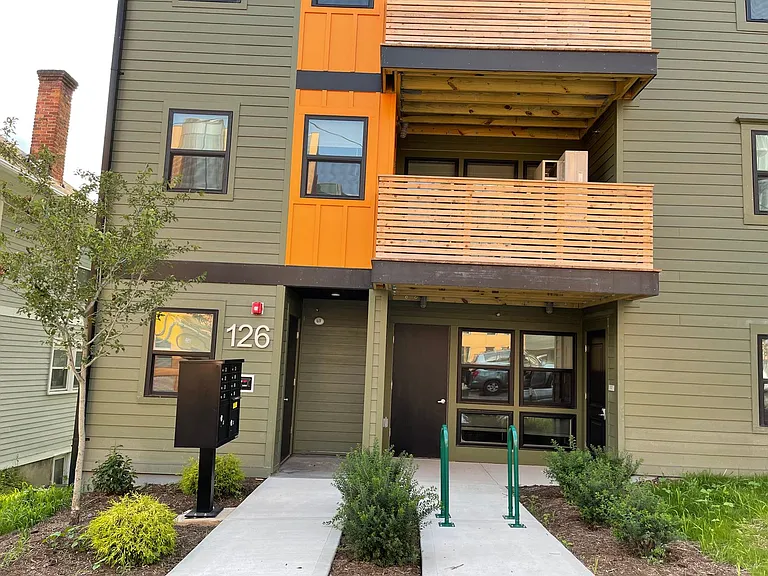 126 College Ave — Photo 43
