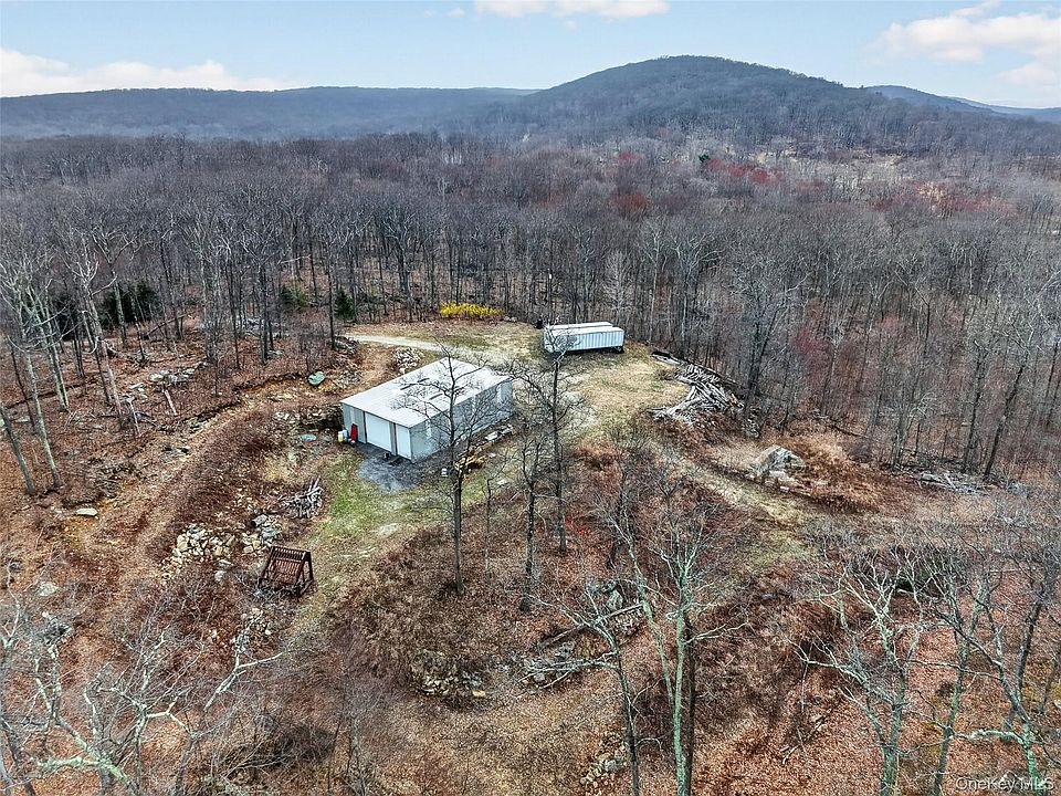 1st image of 545 Grape Hollow Road
