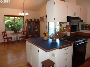 15720 NW Barkton St, Beaverton, OR 97006