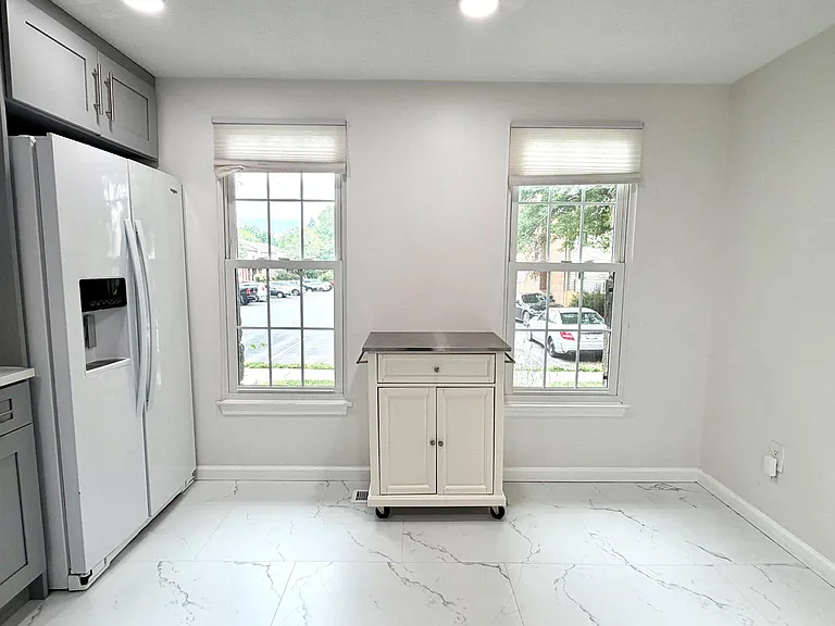 6812 Ericka Ave — Photo 4