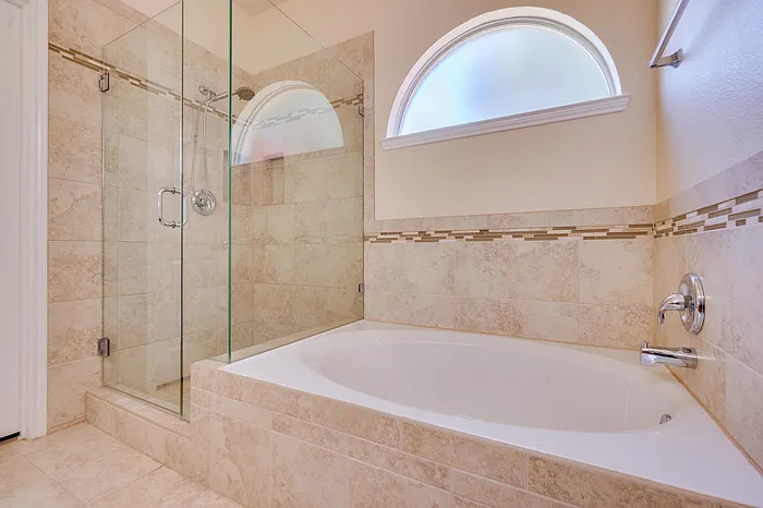 7909 Country Home Dr — Photo 7