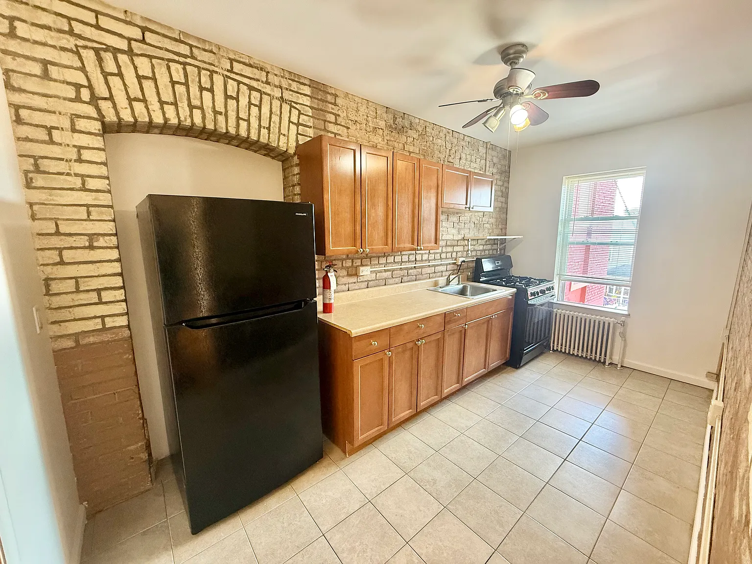 2 bed, $1,199 — Photo 1
