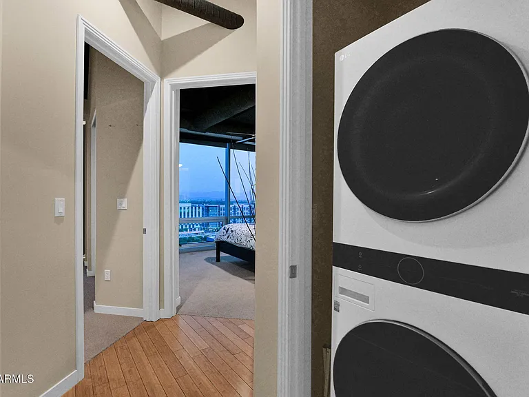 1 E Lexington Ave #1101 — Photo 22