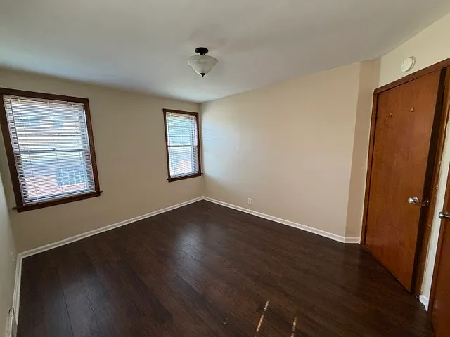 5493 Loughborough Ave — Photo 5