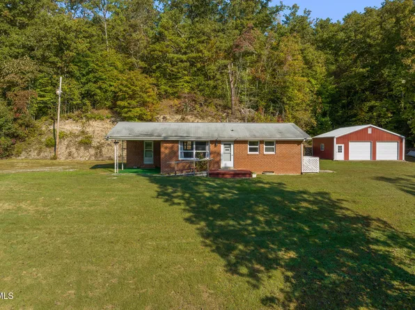 1694 Pattonsville Rd, Duffield, VA 24244