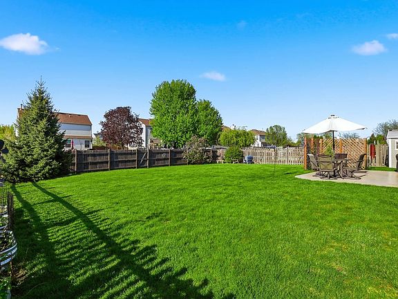 3rd image of 10850 Great Plaines Ct